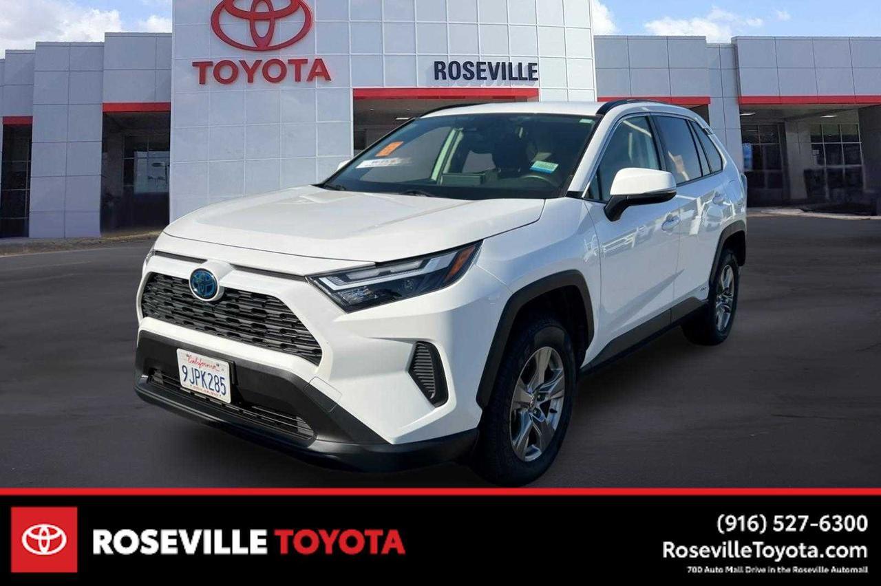 2023 Toyota RAV4 Hybrid LE