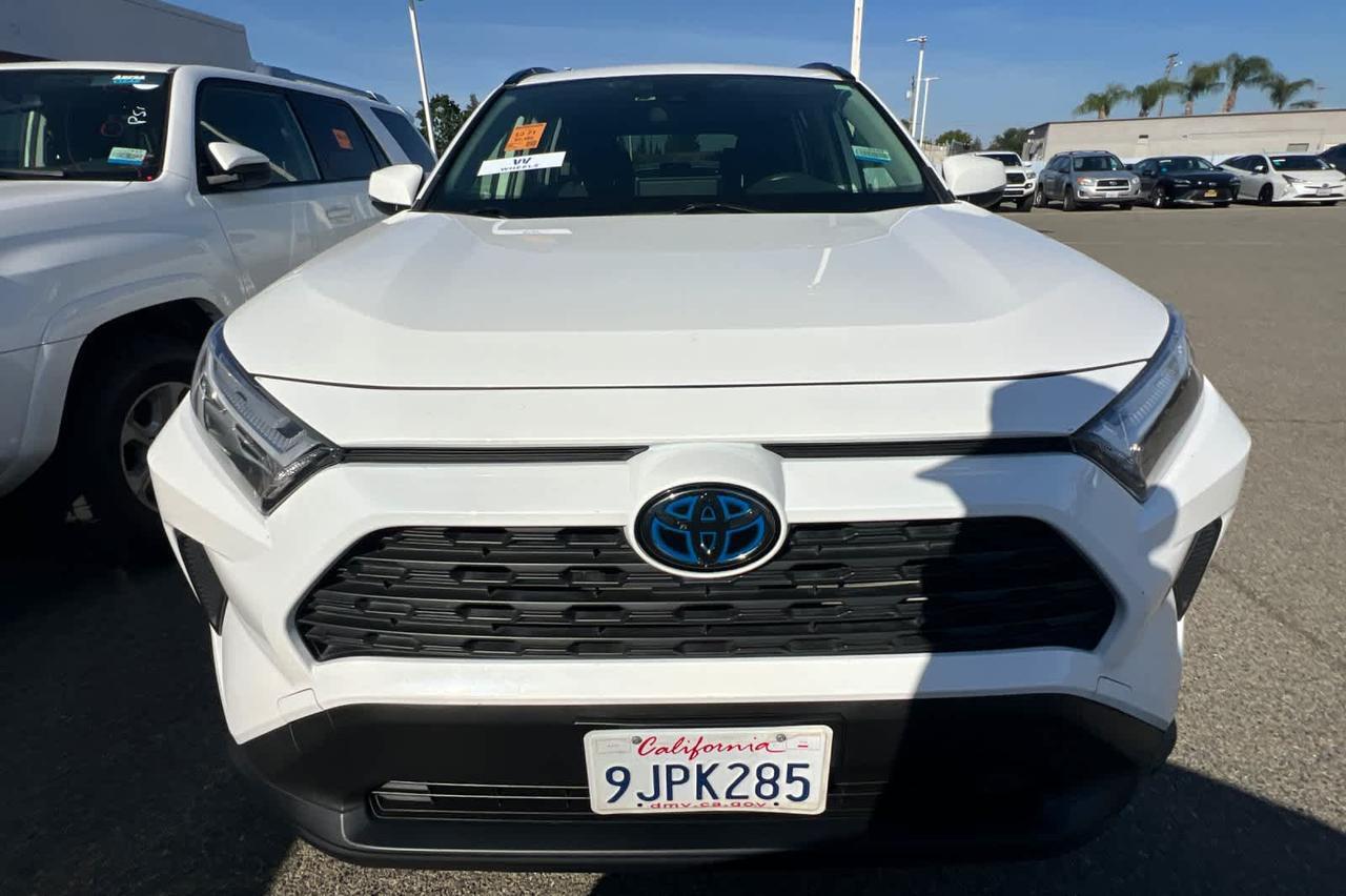 2023 Toyota RAV4 Hybrid LE