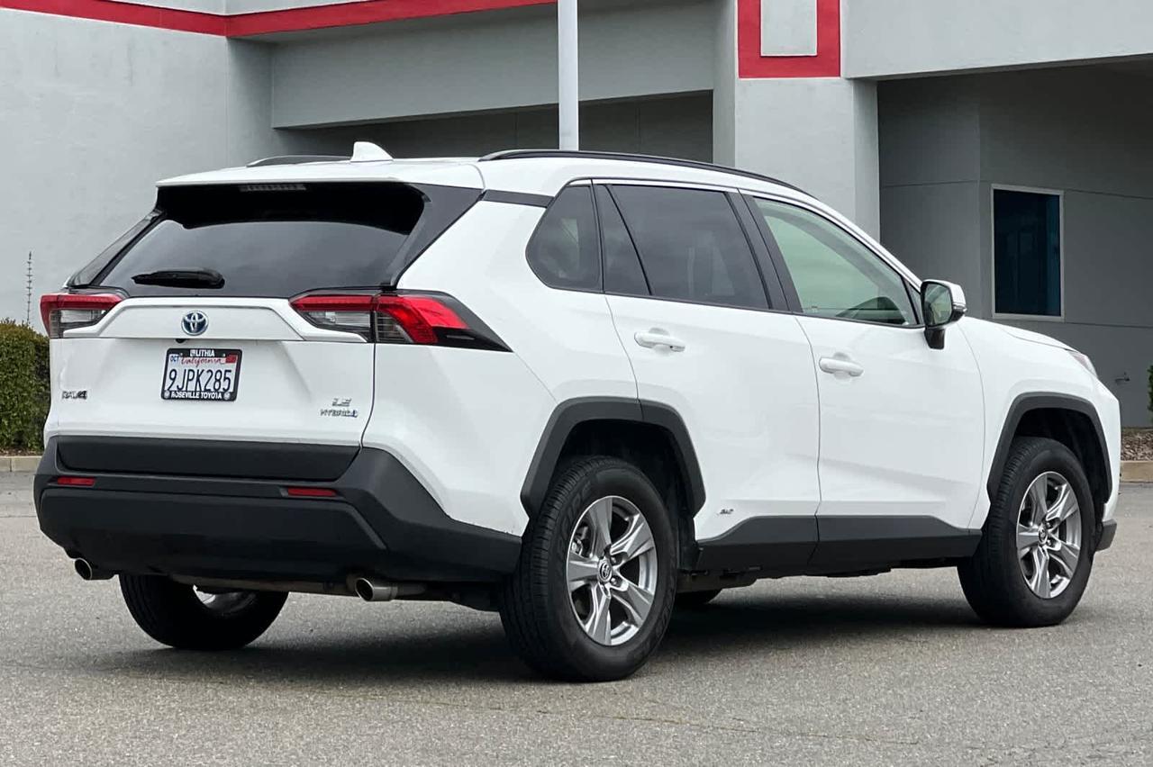 2023 Toyota RAV4 Hybrid LE