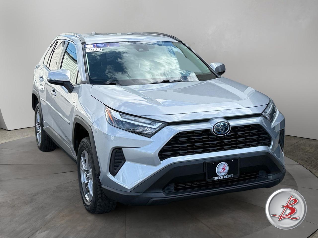 2023 Toyota RAV4 Hybrid LE