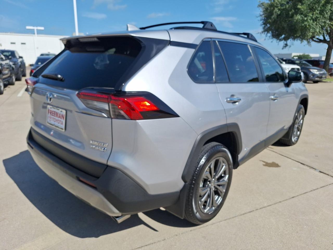 2023 Toyota RAV4 Hybrid Limited Hurst TX
