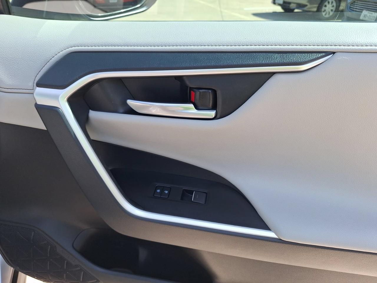 2023 Toyota RAV4 Hybrid Limited Hurst TX