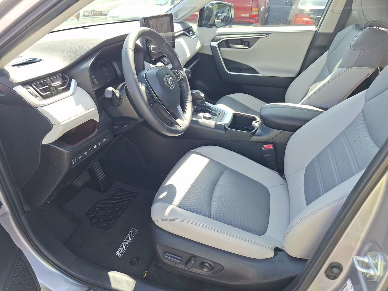 2023 Toyota RAV4 Hybrid Limited Hurst TX