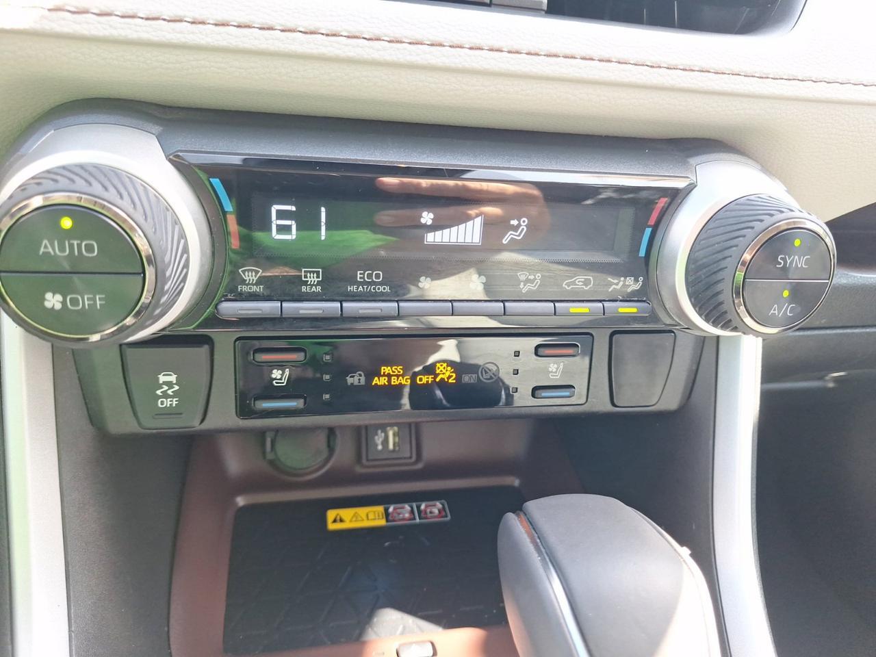 2023 Toyota RAV4 Hybrid Limited Hurst TX