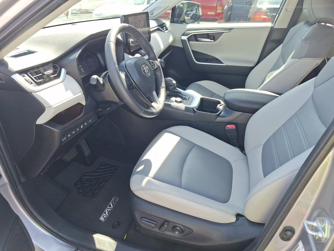 2023 Toyota RAV4 Hybrid Limited Hurst TX