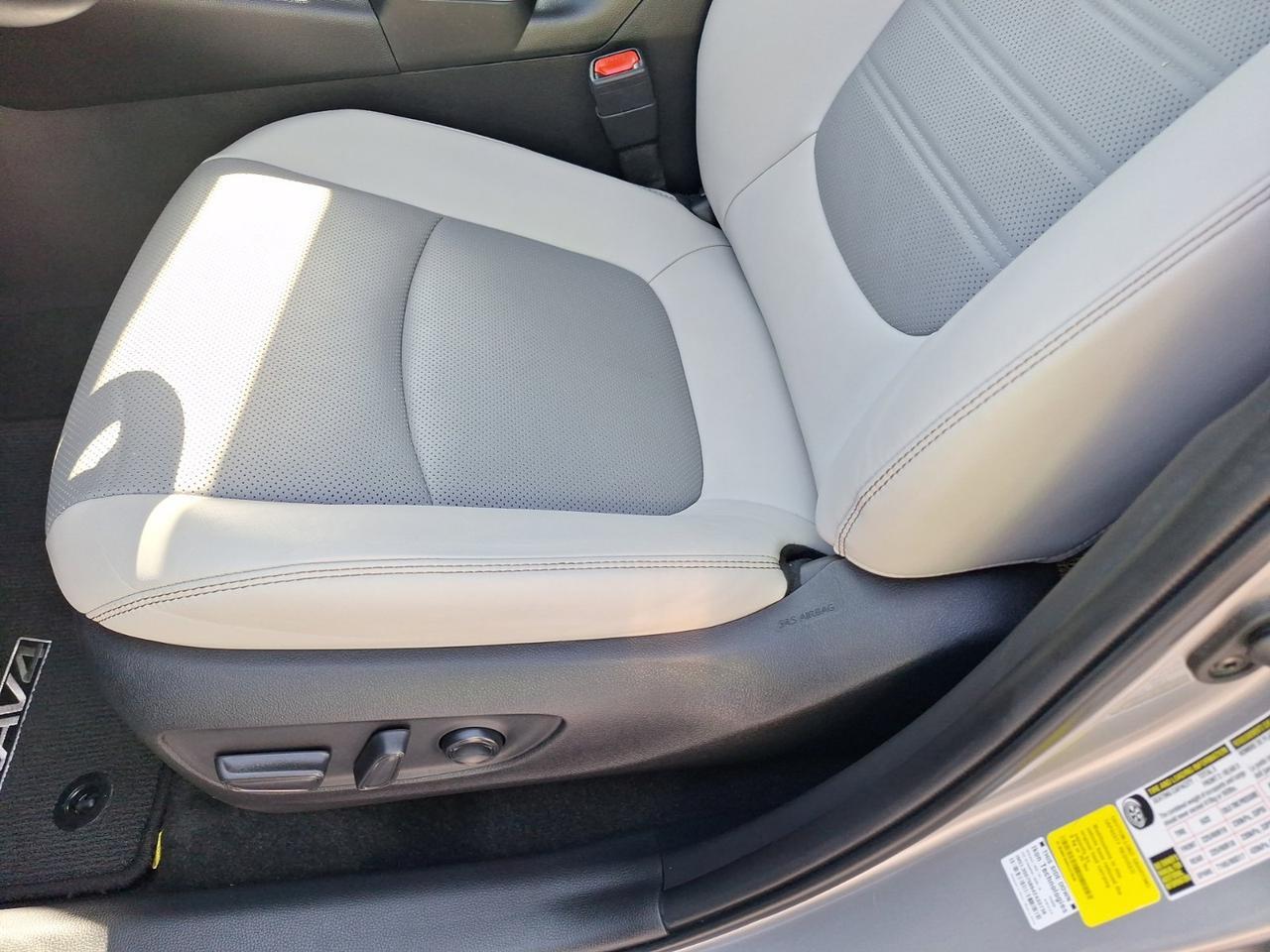 2023 Toyota RAV4 Hybrid Limited Hurst TX