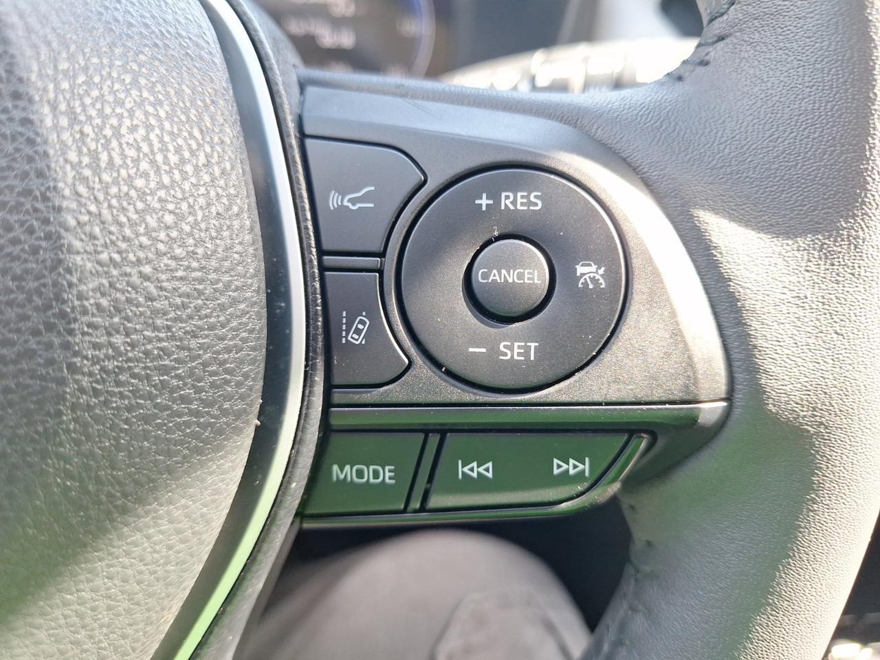 2023 Toyota RAV4 Hybrid Limited Hurst TX
