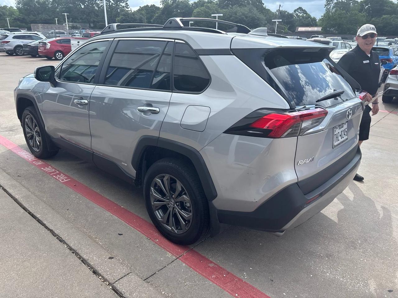 2023 Toyota RAV4 Hybrid Limited Hurst TX