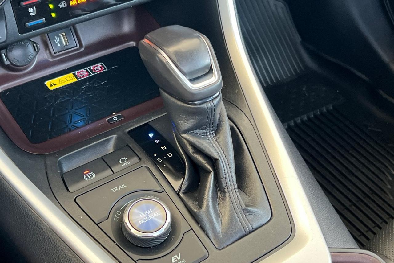 2023 Toyota RAV4 Hybrid Limited Roseville CA
