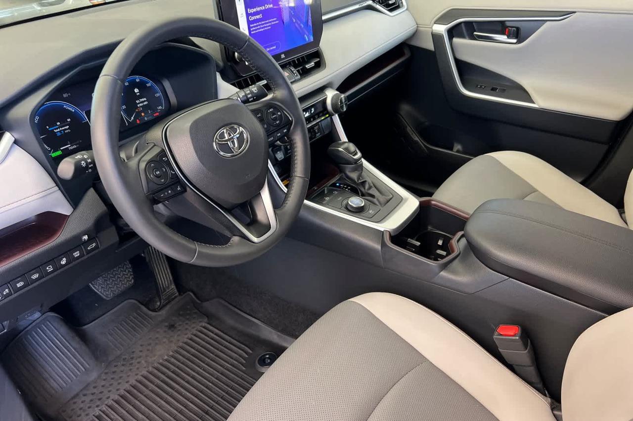 2023 Toyota RAV4 Hybrid Limited Roseville CA