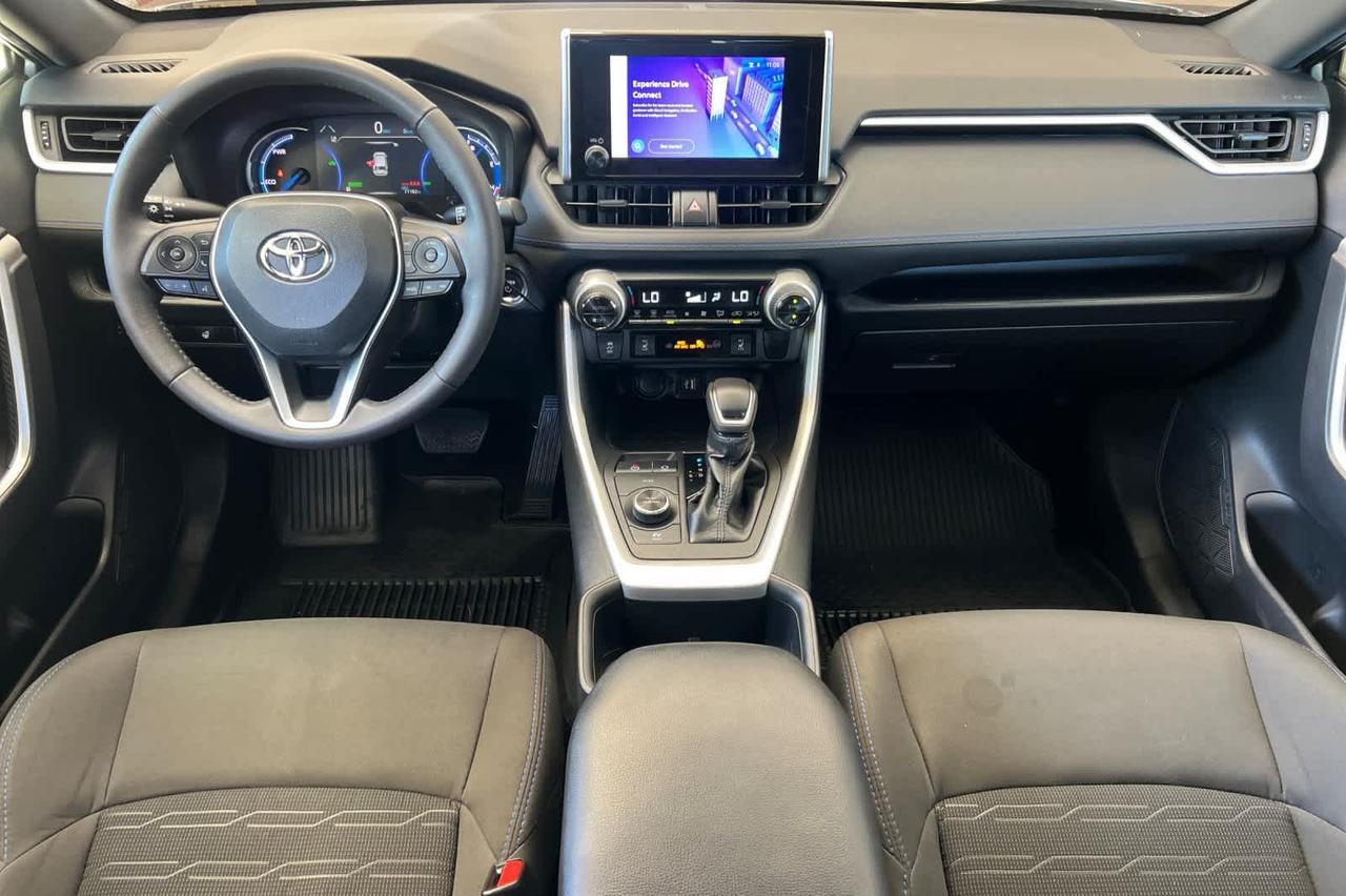 2023 Toyota RAV4 Hybrid SE