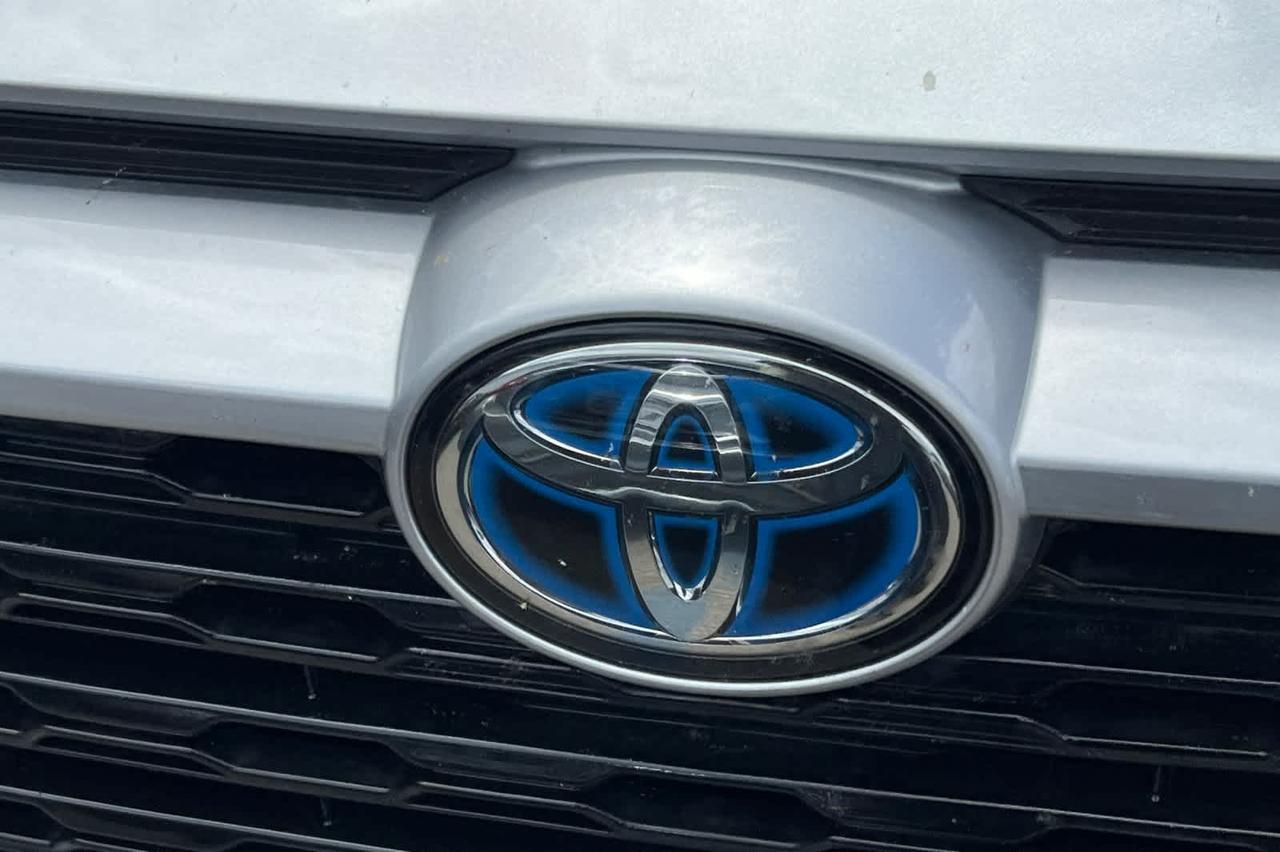 2023 Toyota RAV4 Hybrid SE Roseville CA