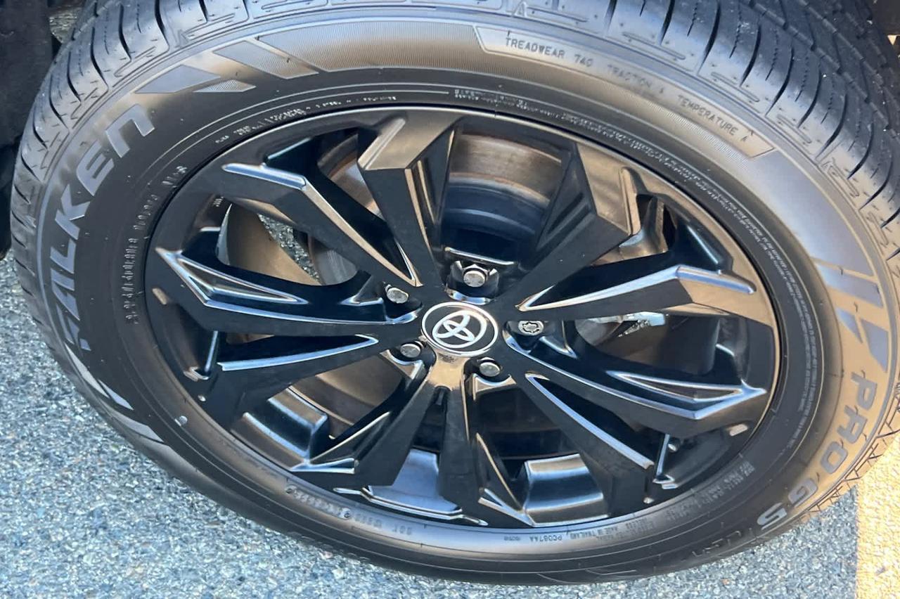 2023 Toyota RAV4 Hybrid SE Roseville CA