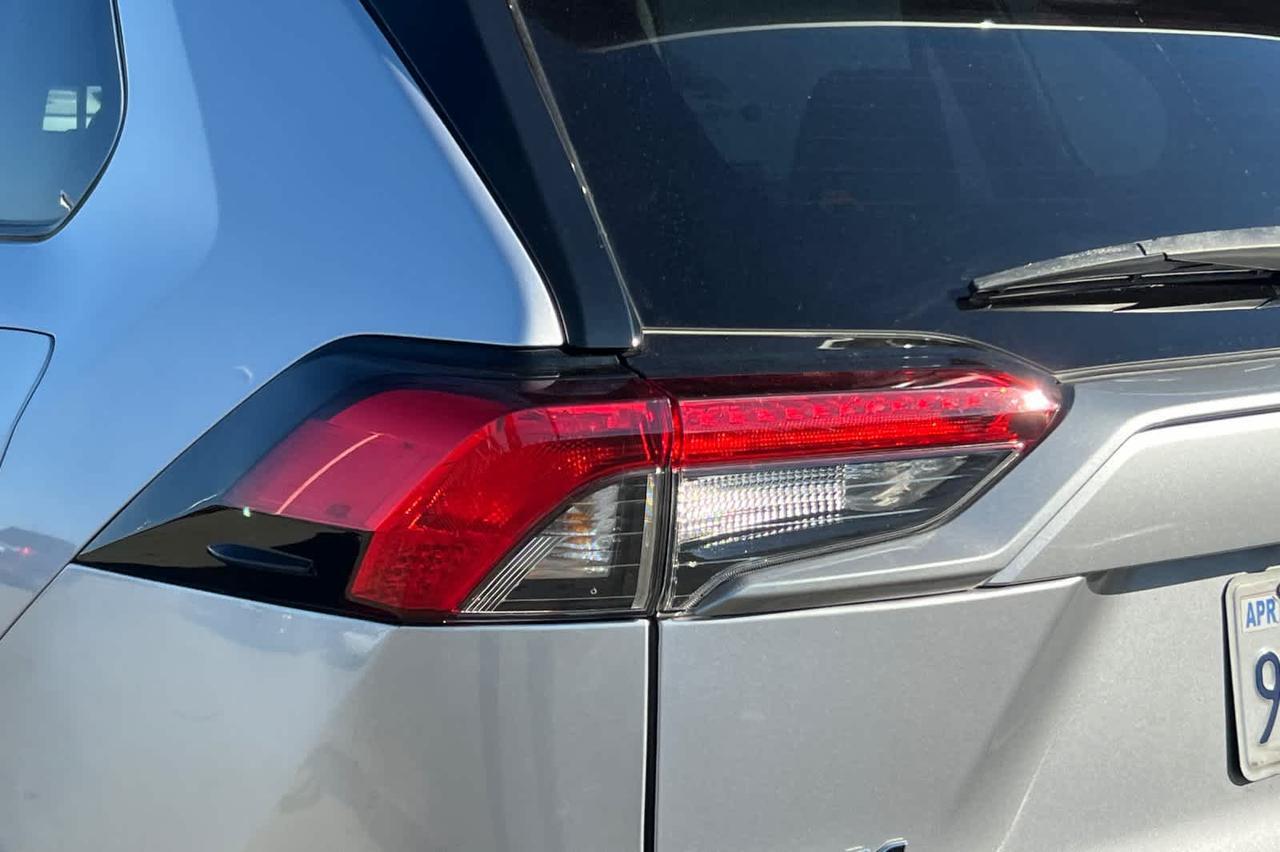 2023 Toyota RAV4 Hybrid SE Roseville CA