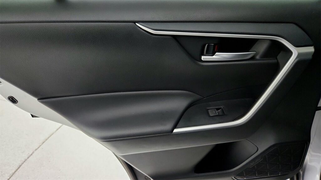 2023 Toyota RAV4 Hybrid SE Laurel MD