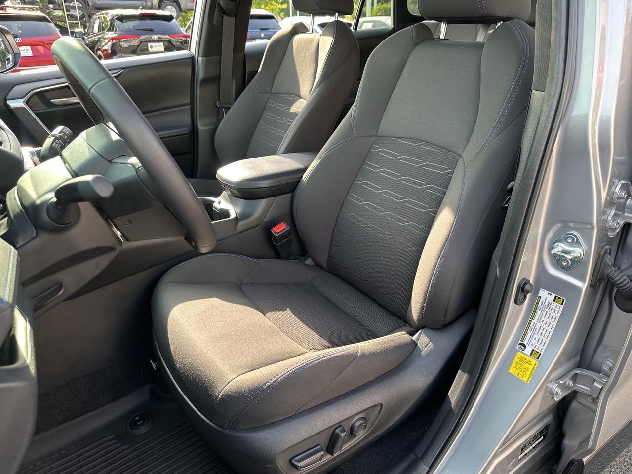 2023 Toyota RAV4 Hybrid SE Chantilly VA