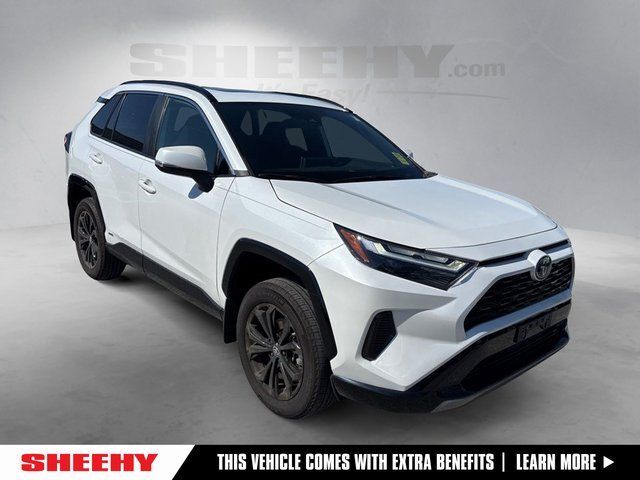 2023 Toyota RAV4 Hybrid SE