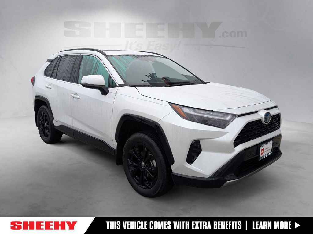 2023 Toyota RAV4 Hybrid SE