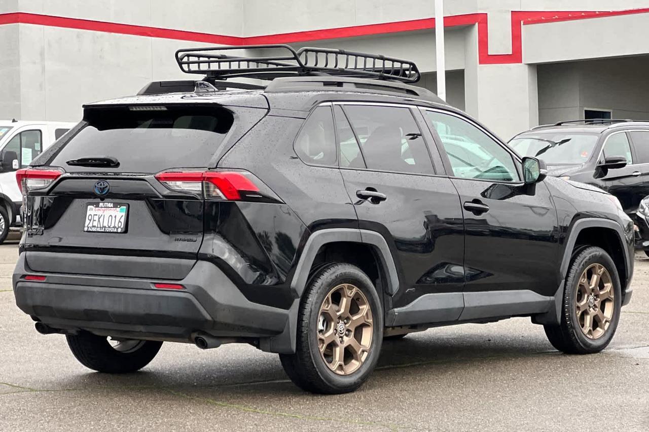 2023 Toyota RAV4 Hybrid Woodland