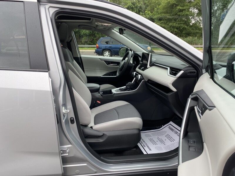 2023 Toyota RAV4 Hybrid XLE Bristol  PA