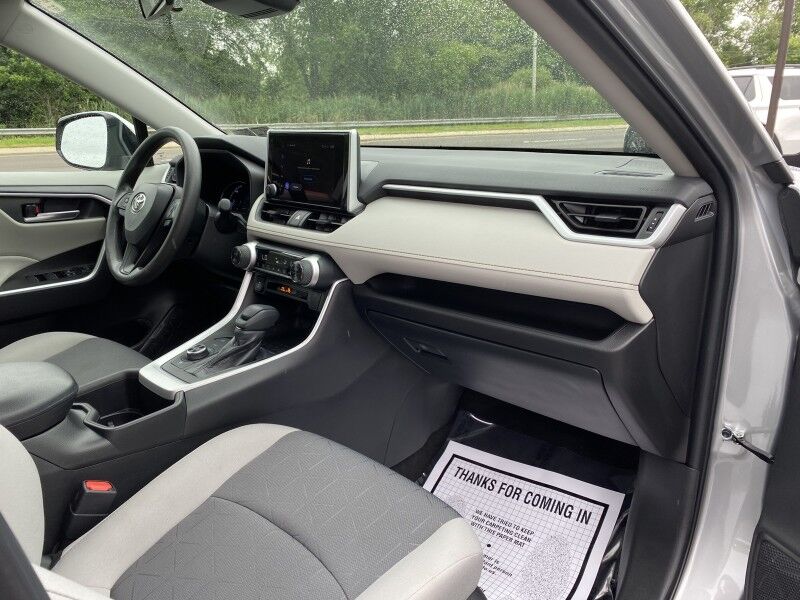 2023 Toyota RAV4 Hybrid XLE Bristol  PA