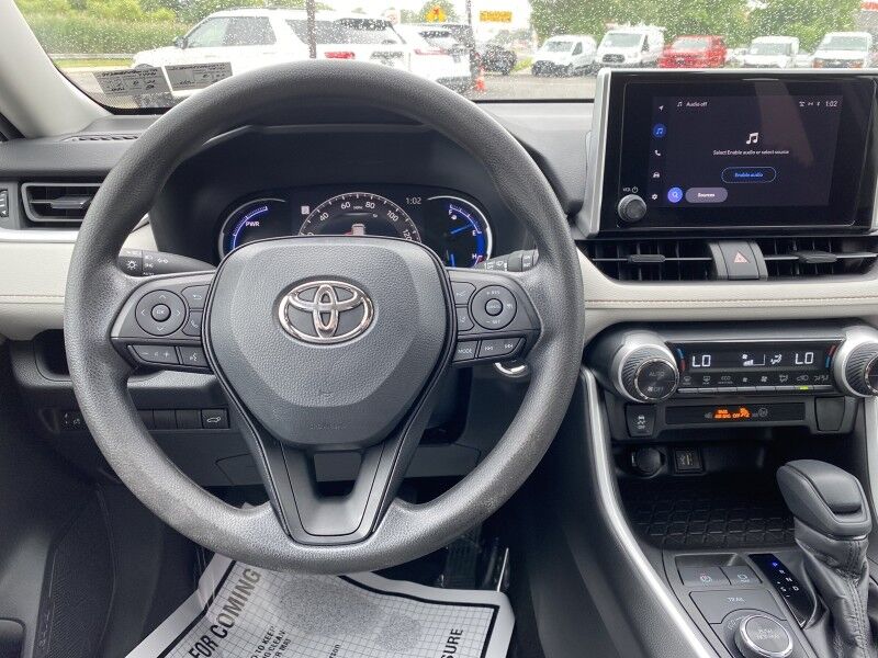 2023 Toyota RAV4 Hybrid XLE Bristol  PA