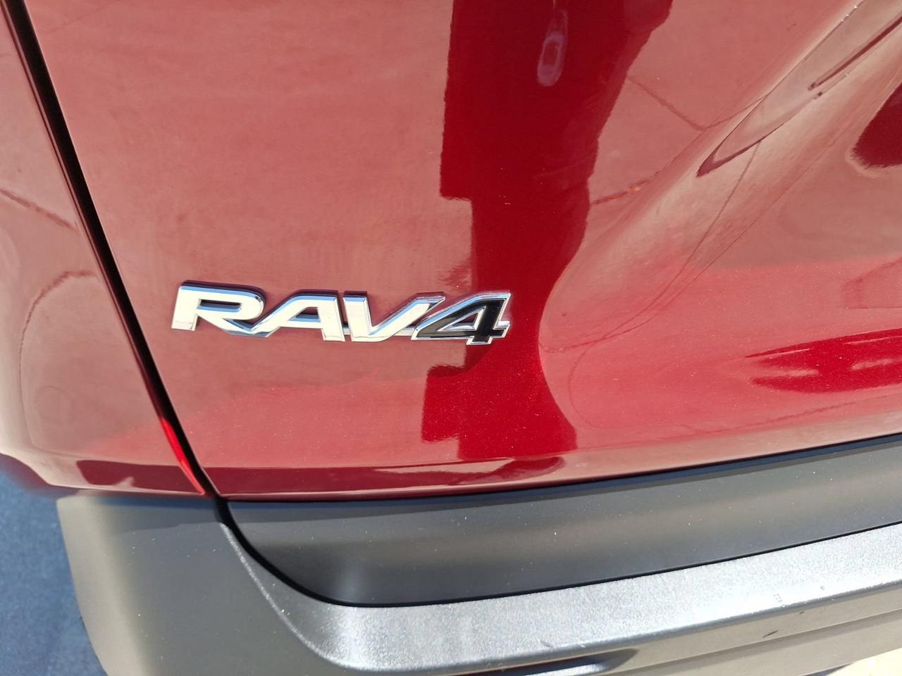 2023 Toyota RAV4 Hybrid XLE Hurst TX