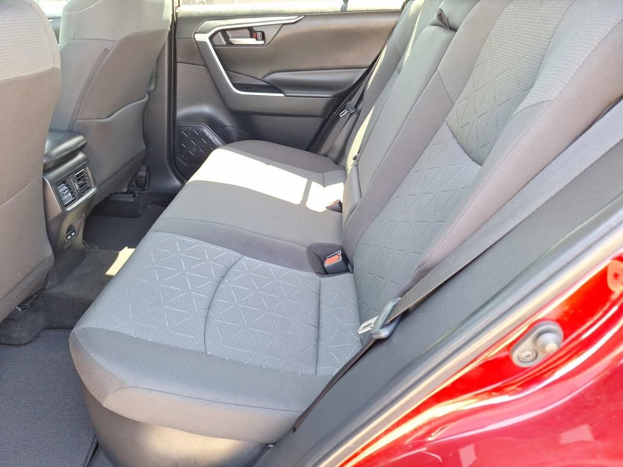 2023 Toyota RAV4 Hybrid XLE Hurst TX