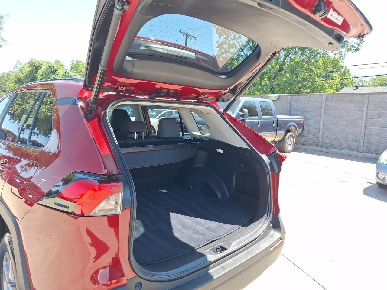 2023 Toyota RAV4 Hybrid XLE Hurst TX