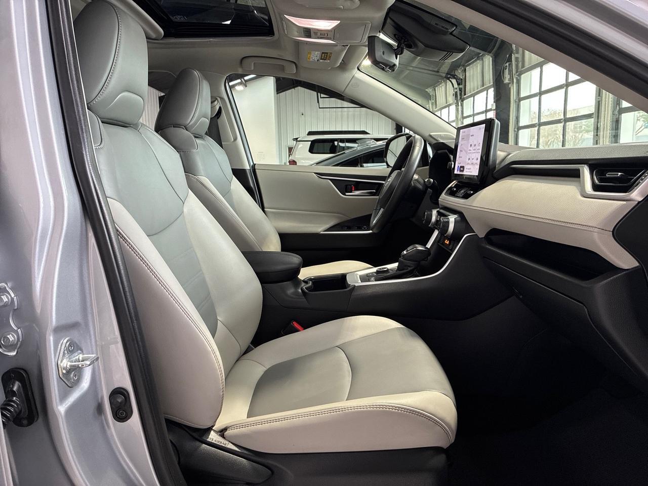 2023 Toyota RAV4 Hybrid XLE Premium, Advanced Tech Pkg, Weather Pkg, JBL Sound Pkg Houston TX