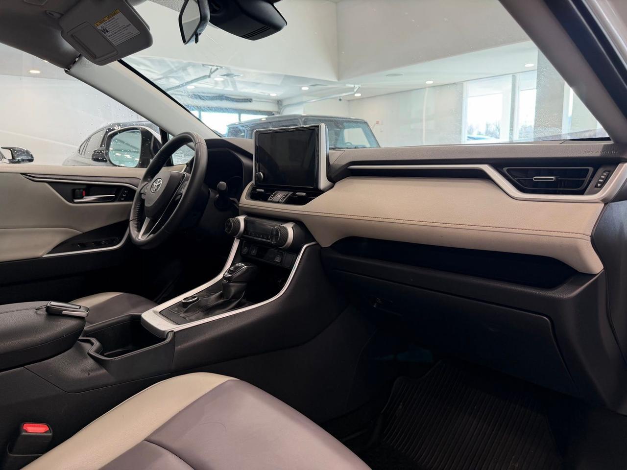 2023 Toyota RAV4 Hybrid XLE Premium Gladstone OR