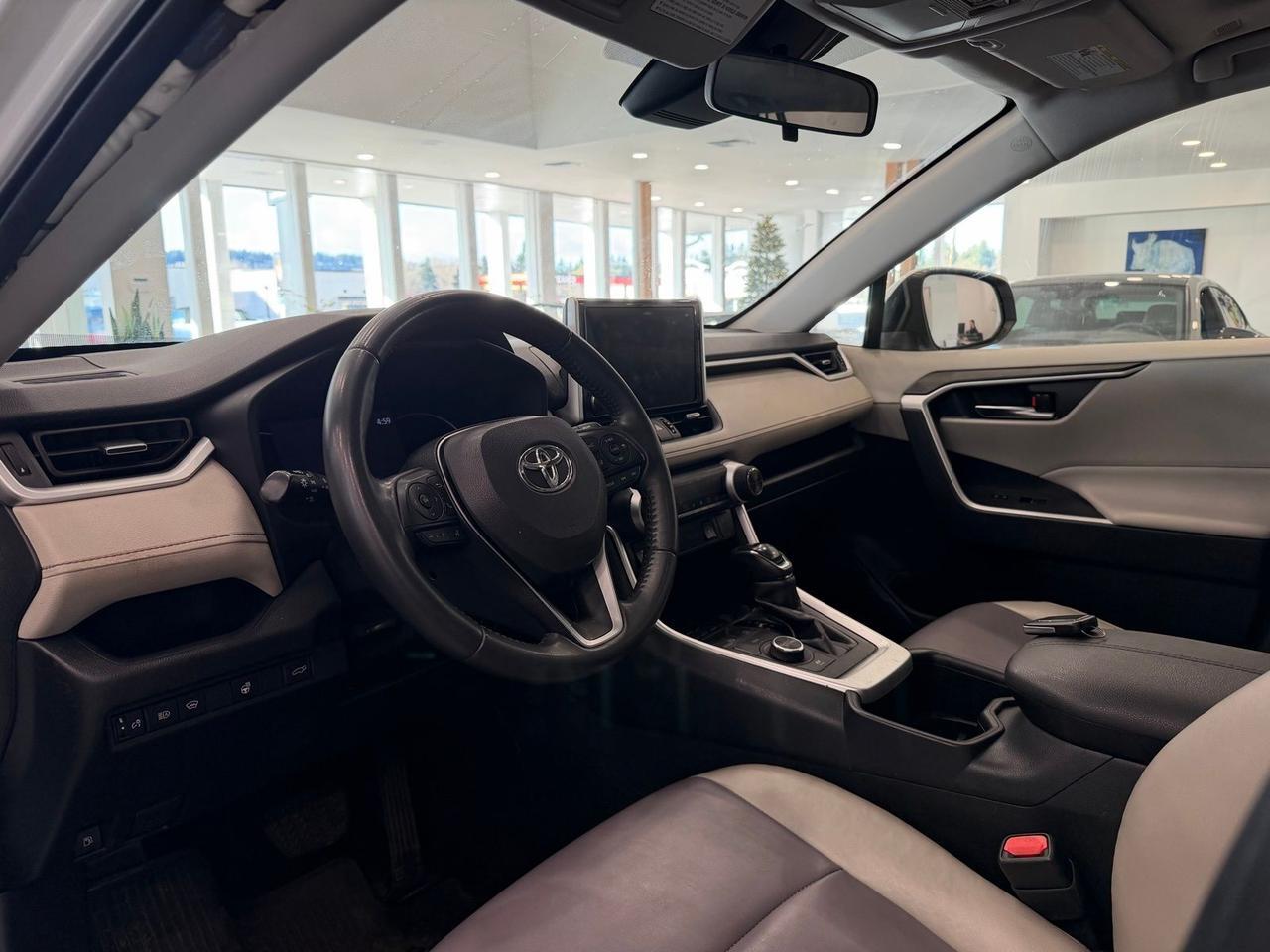 2023 Toyota RAV4 Hybrid XLE Premium Gladstone OR