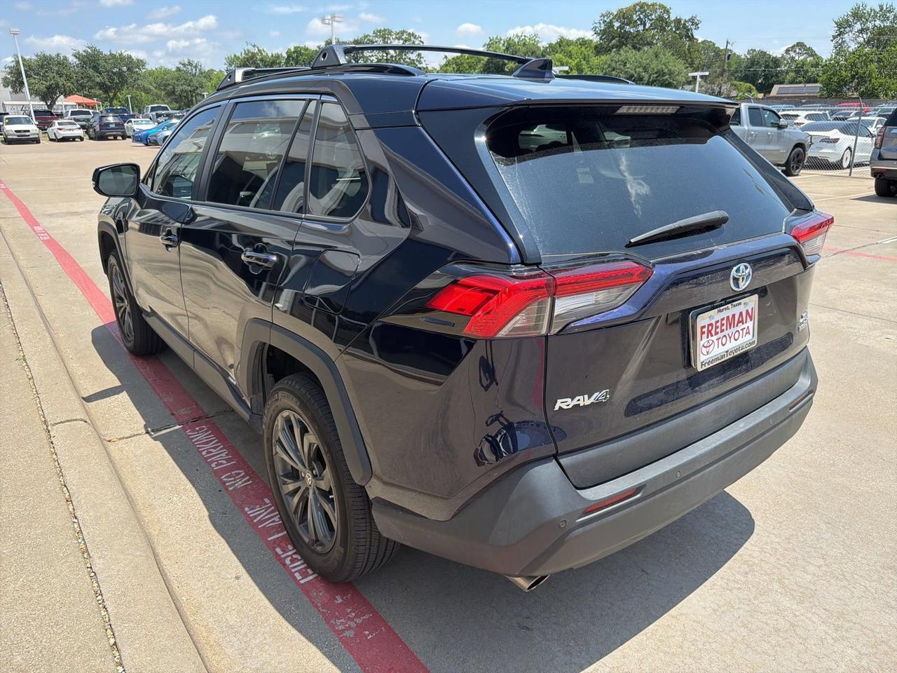 2023 Toyota RAV4 Hybrid XLE Premium Hurst TX