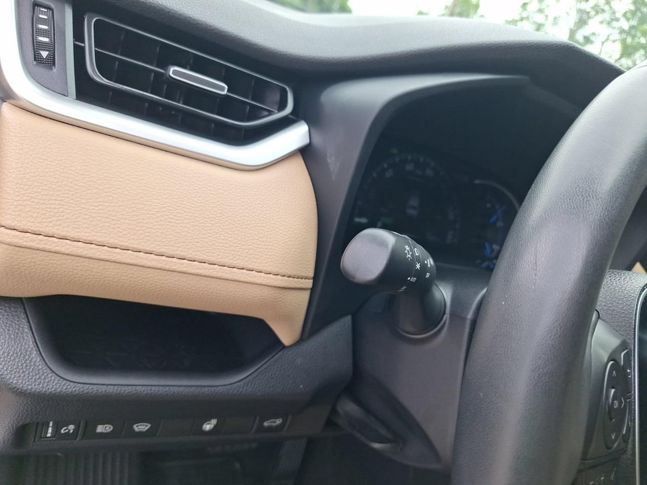 2023 Toyota RAV4 Hybrid XLE Premium Hurst TX