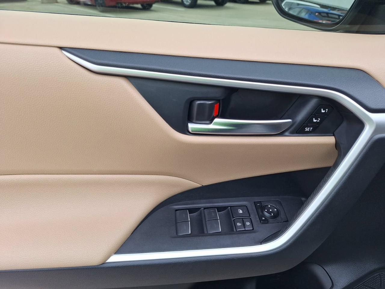2023 Toyota RAV4 Hybrid XLE Premium Hurst TX