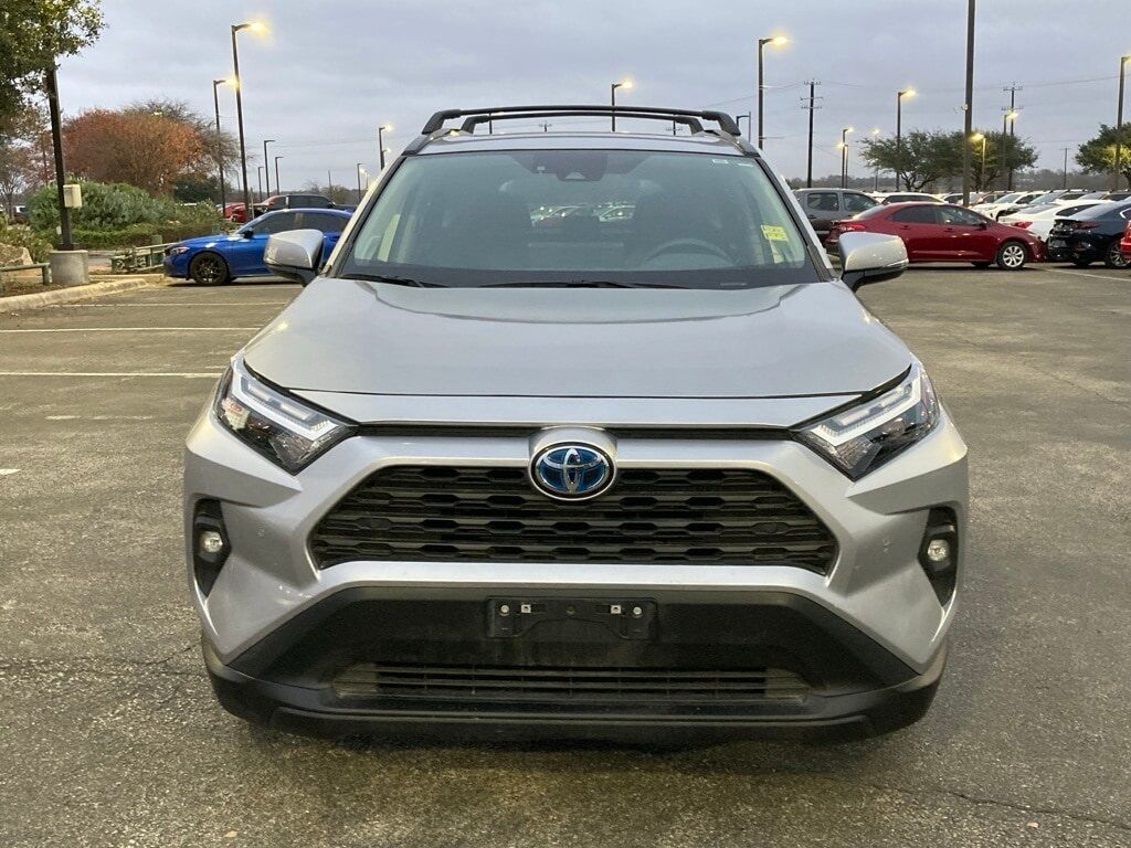 2023 Toyota RAV4 Hybrid XLE Premium