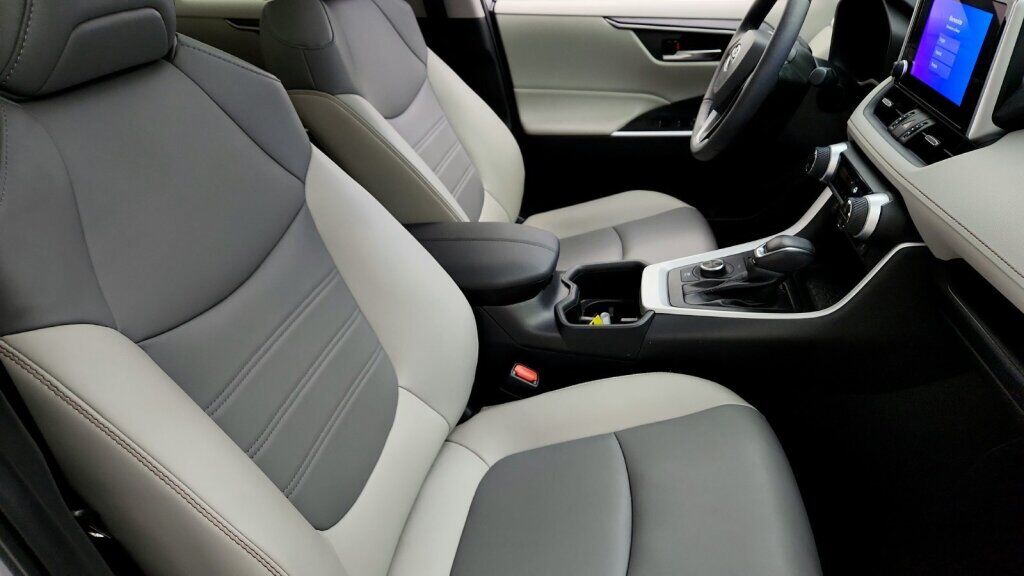 2023 Toyota RAV4 Hybrid XLE Premium Laurel MD