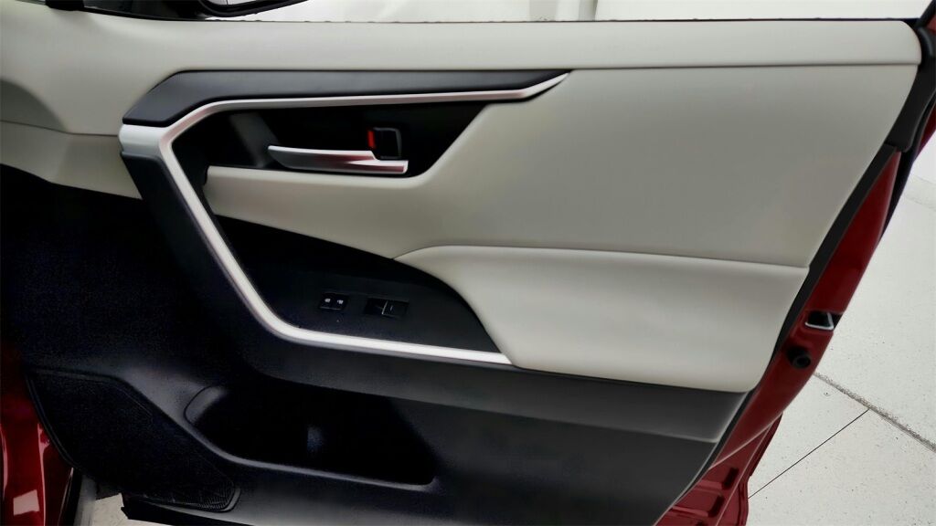 2023 Toyota RAV4 Hybrid XLE Premium Laurel MD