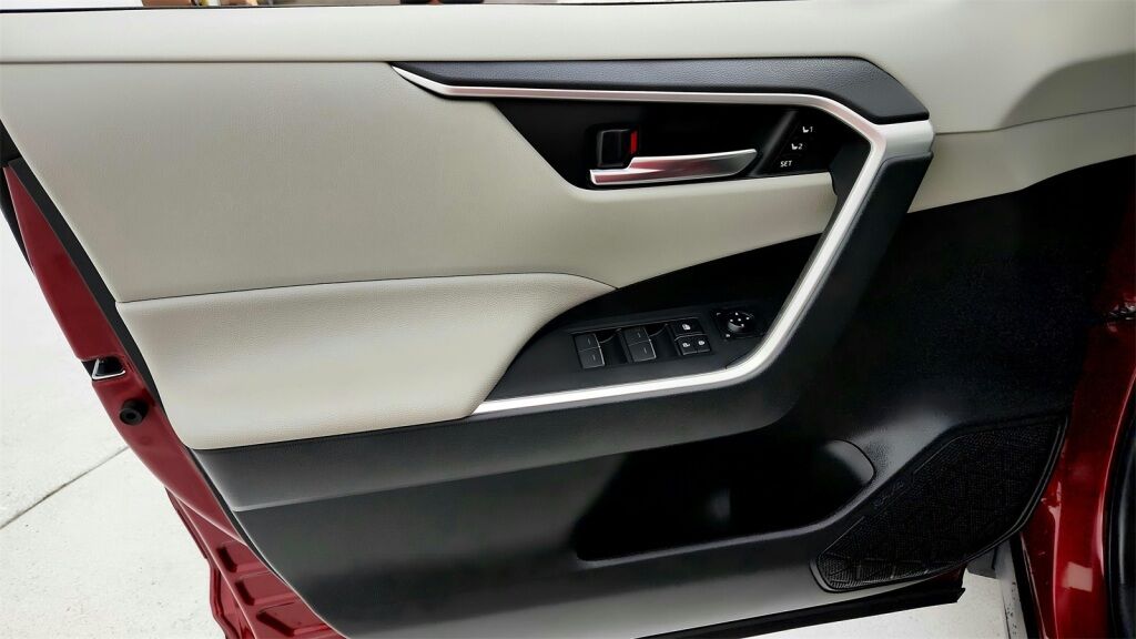 2023 Toyota RAV4 Hybrid XLE Premium Laurel MD