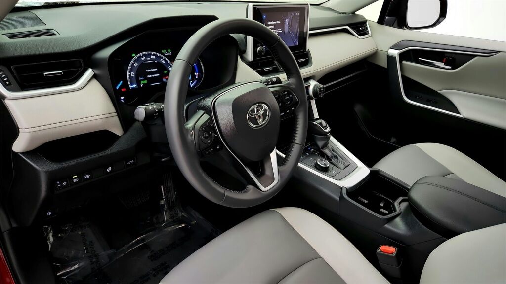 2023 Toyota RAV4 Hybrid XLE Premium Laurel MD