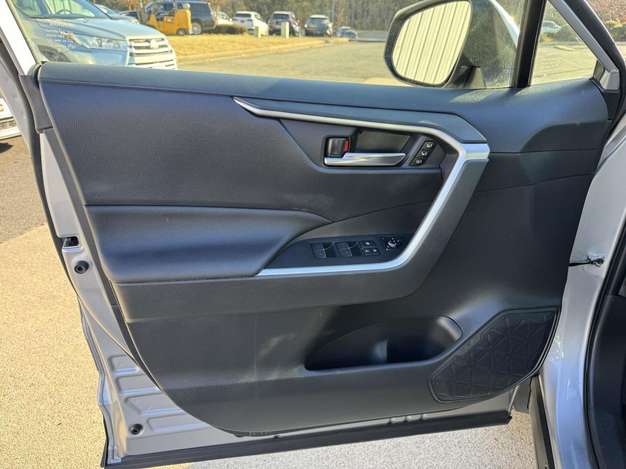 2023 Toyota RAV4 Hybrid XLE Premium Fredericksburg VA