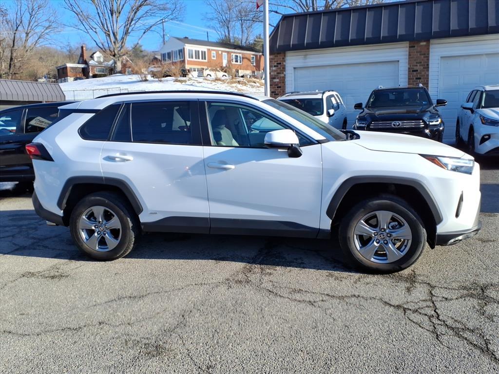 2023 Toyota RAV4 Hybrid XLE