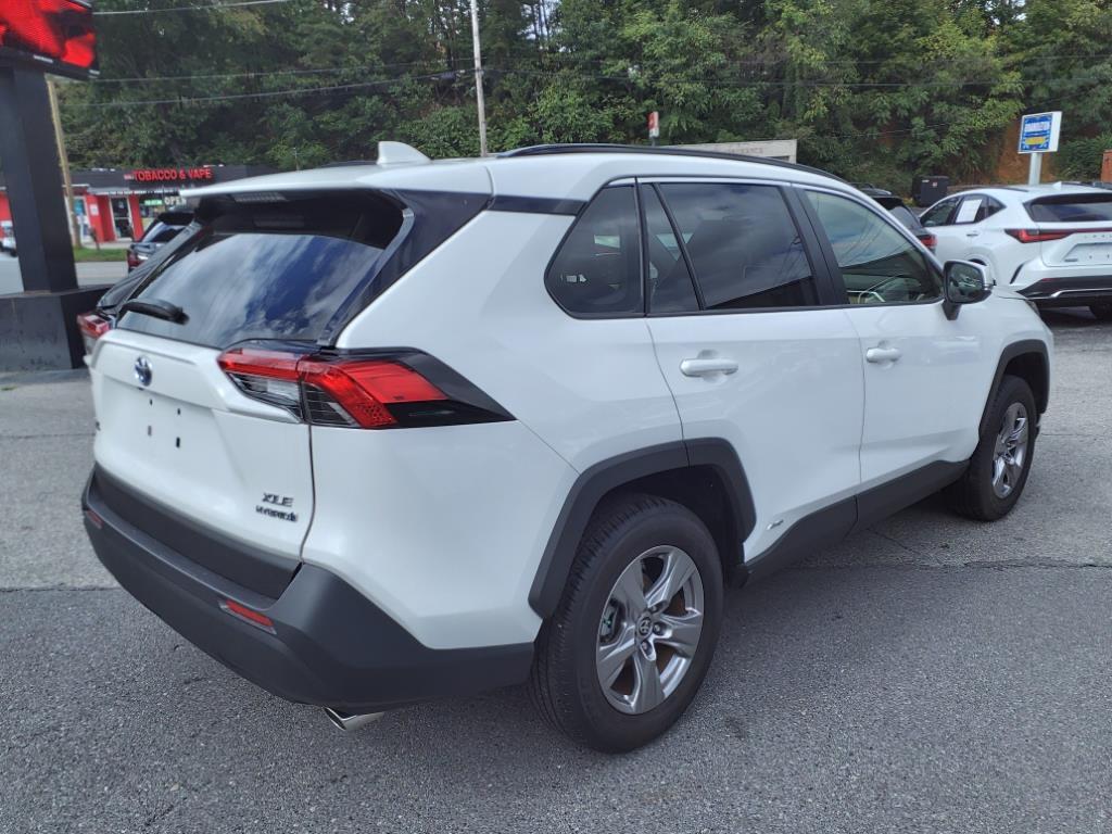 2023 Toyota RAV4 Hybrid XLE