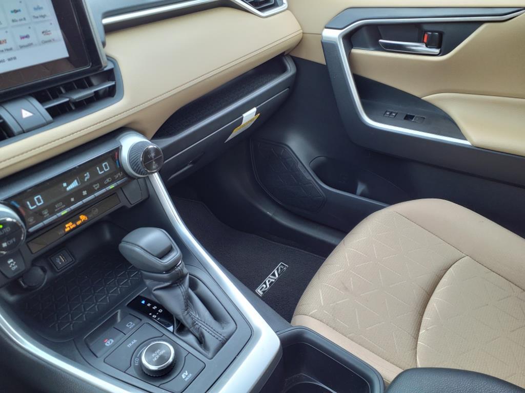 2023 Toyota RAV4 Hybrid XLE Roanoke VA