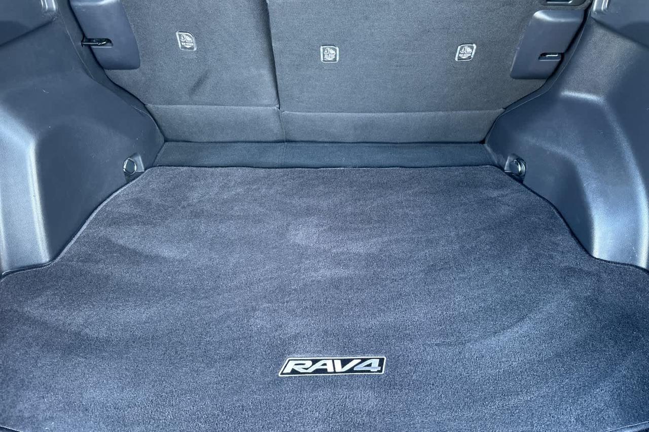 2023 Toyota RAV4 Hybrid XLE Roseville CA