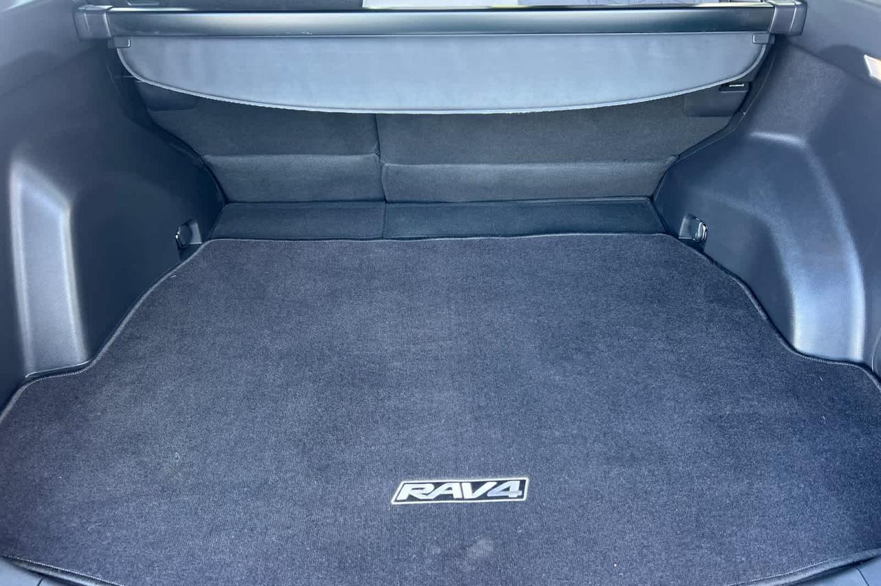 2023 Toyota RAV4 Hybrid XLE Roseville CA