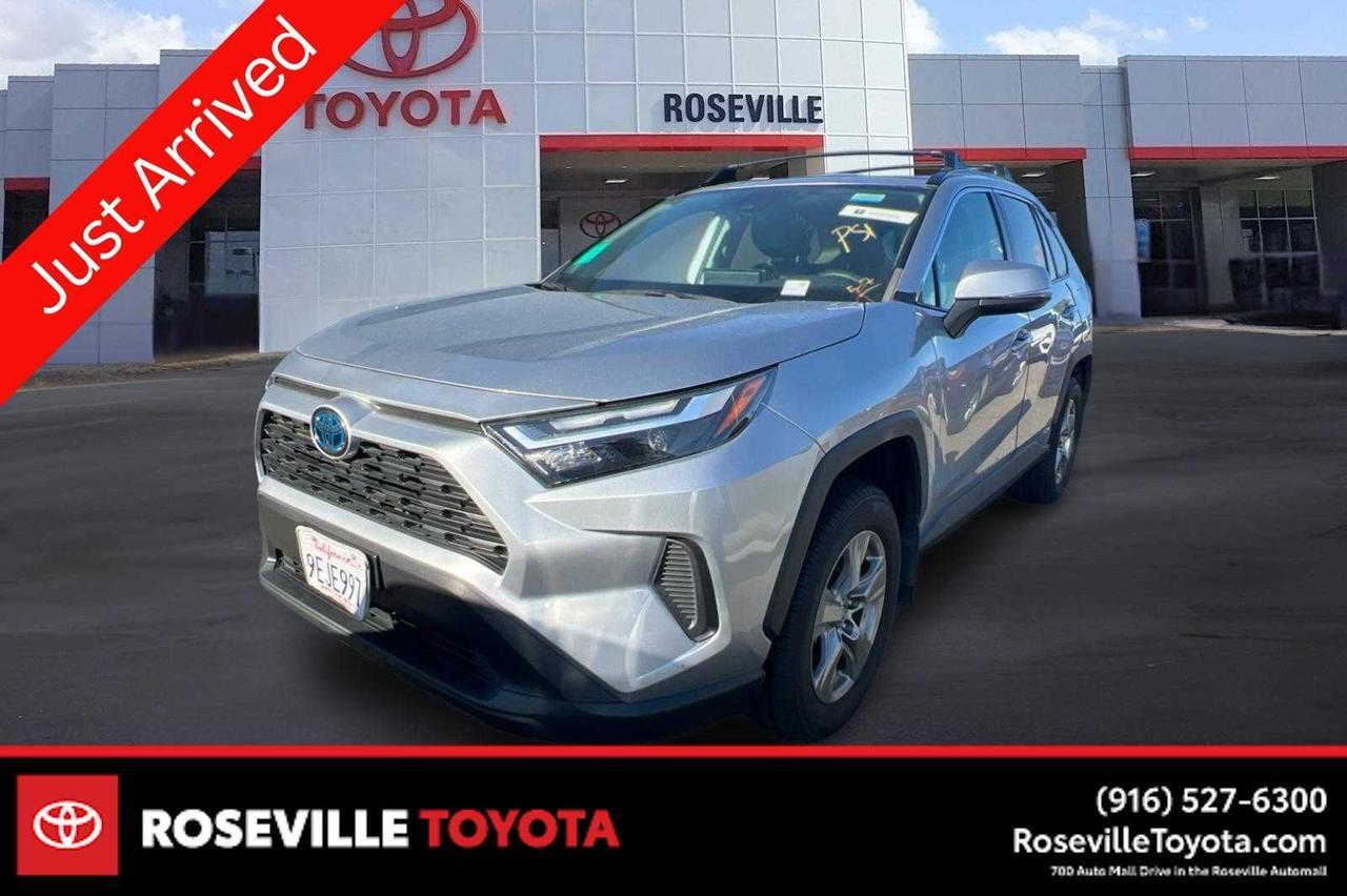 2023 Toyota RAV4 Hybrid XLE