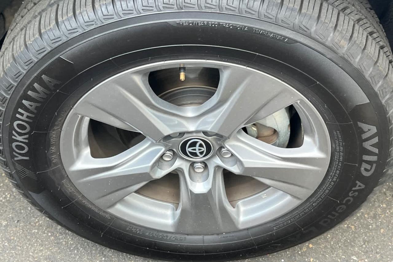 2023 Toyota RAV4 Hybrid XLE Roseville CA