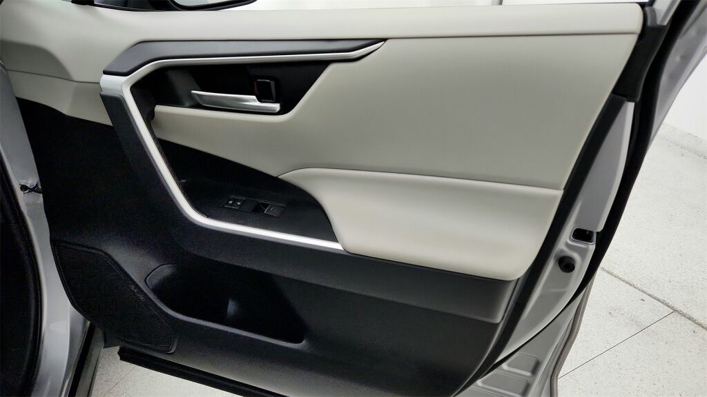 2023 Toyota RAV4 Hybrid XLE Laurel MD