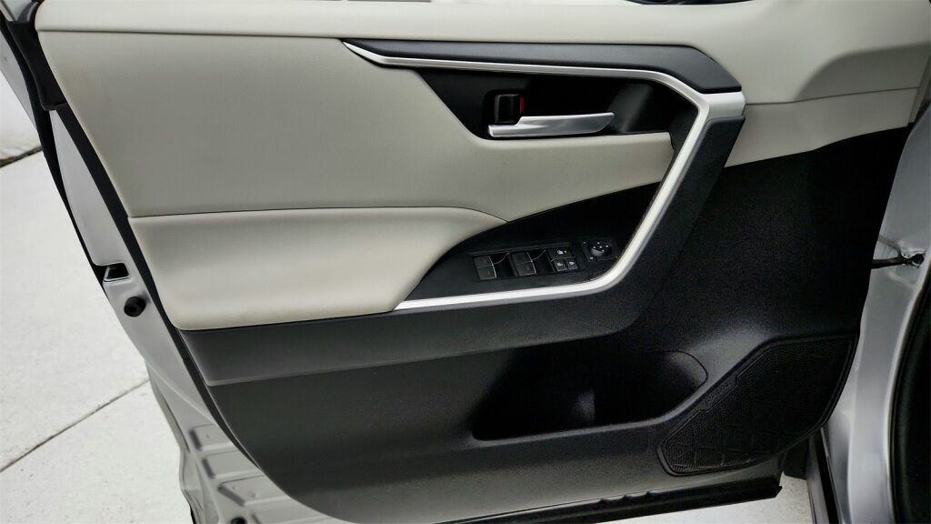 2023 Toyota RAV4 Hybrid XLE Laurel MD